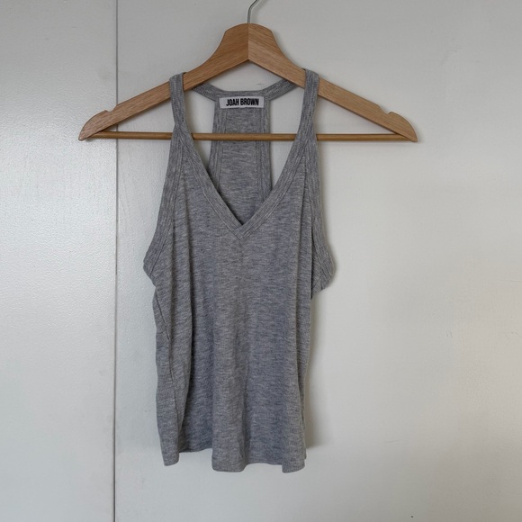 Joah brown v-neck racer back tank top - Picture 4 of 5
